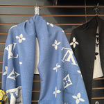 LV Poncho